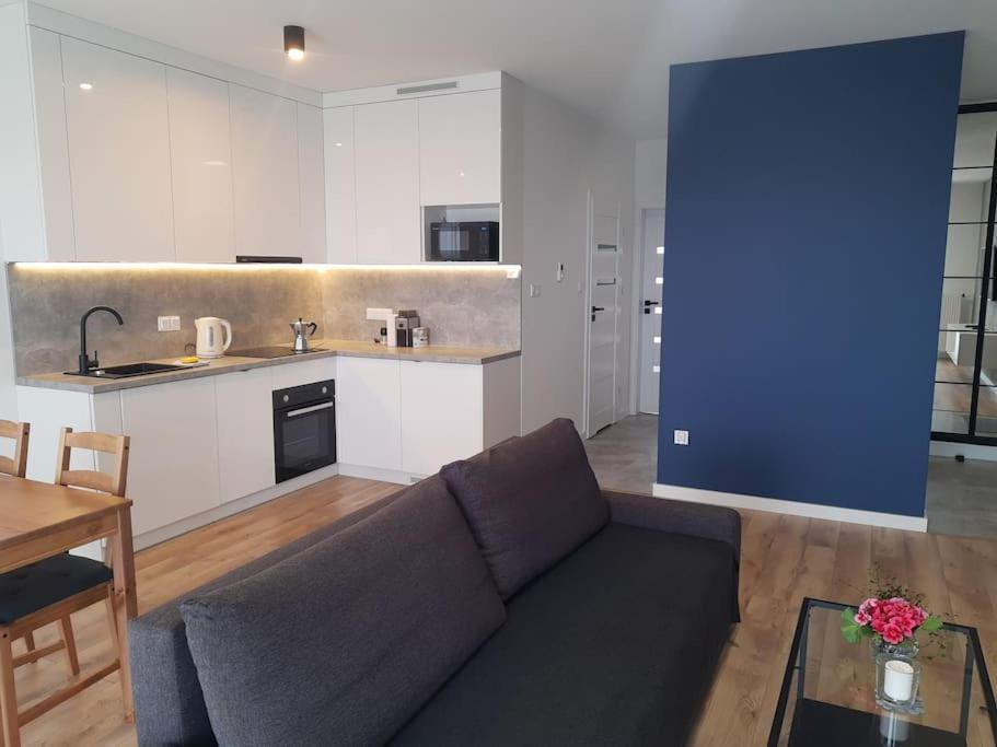 Apartment New Wolynska - Przestronny, Z Widokiem, Czysto, Parking, Balkon