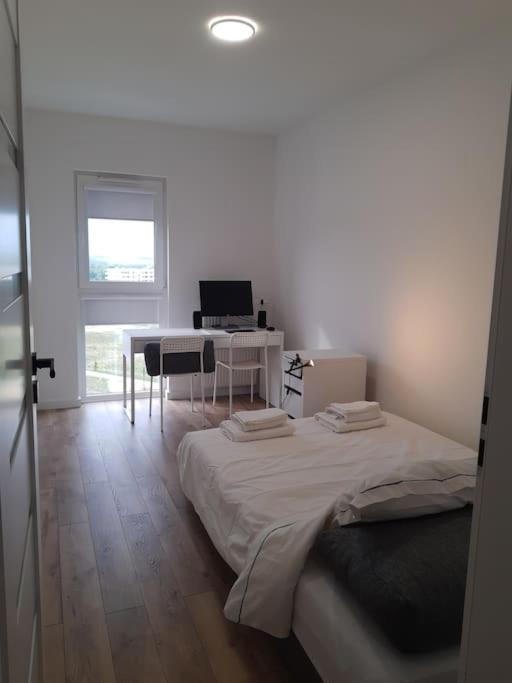 New Wolynska - Przestronny, Z Widokiem, Czysto, Parking, Balkon Apartment Rzeszow