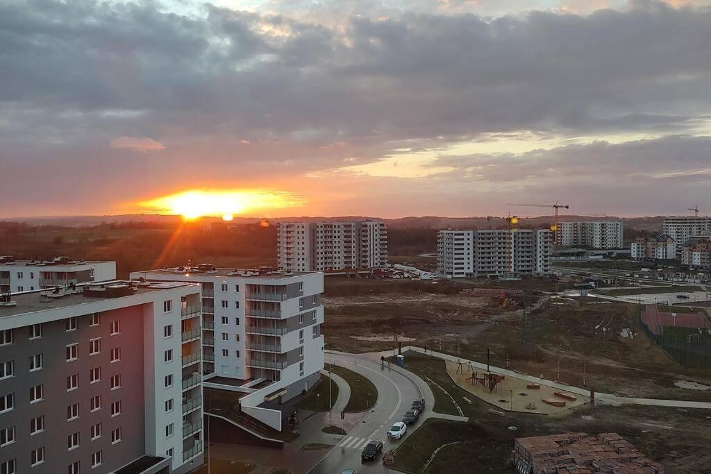 New Wolynska - Przestronny, Z Widokiem, Czysto, Parking, Balkon Rzeszow