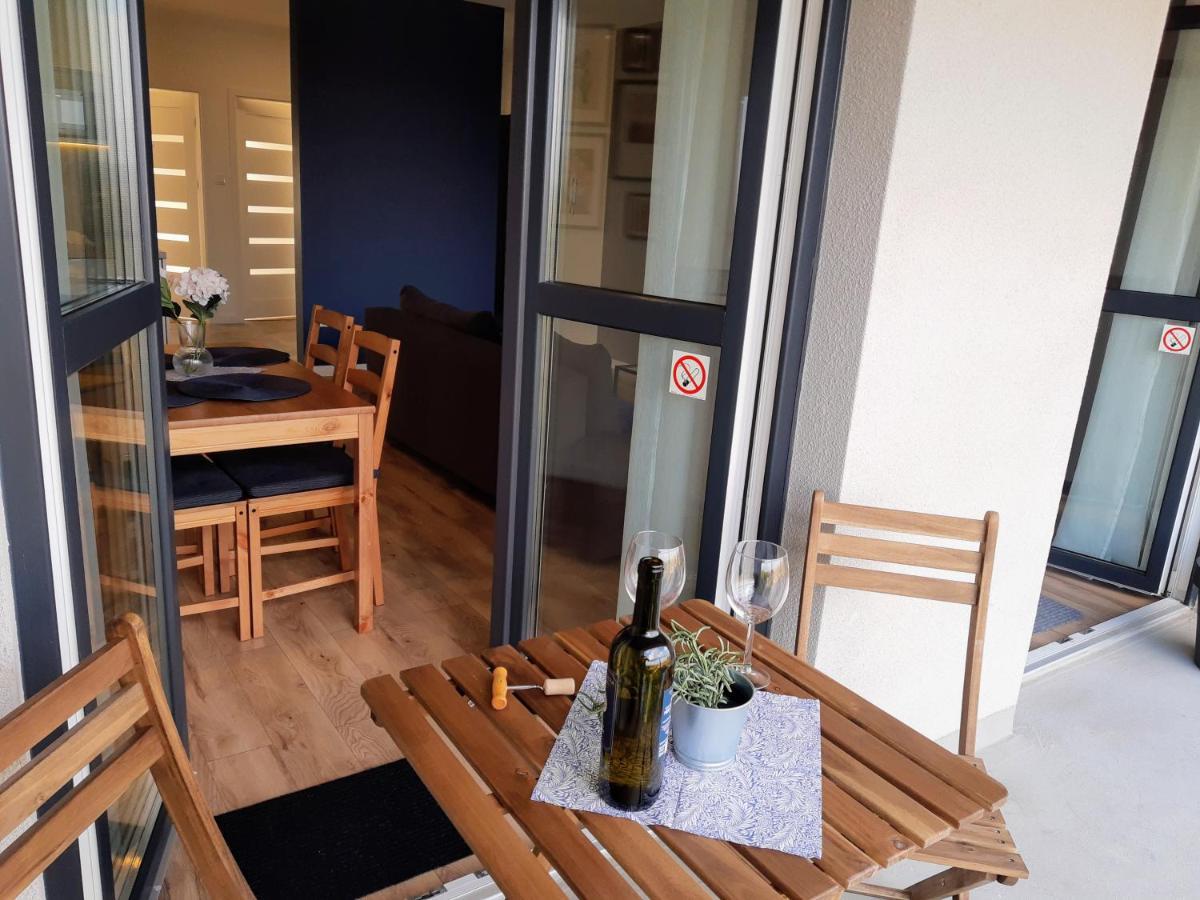 Apartment New Wolynska - Przestronny, Z Widokiem, Czysto, Parking, Balkon